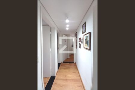 Corredor de apartamento à venda com 3 quartos, 64m² em Vila Nova, Campinas