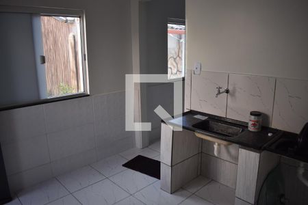 Cozinha e Área de Serviço de casa para alugar com 1 quarto, 40m² em Taguatinga Norte (taguatinga), Brasília
