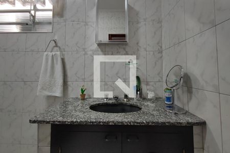 Banheiro Suíte de casa para alugar com 5 quartos, 280m² em Jardim do Lago, Campinas