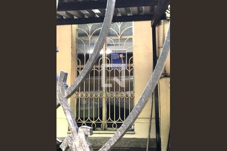 Casa à venda com 183m², 3 quartos e 1 vaga Casa à venda com 183m², 3 quartos e 1 vagaInstalação da Placa