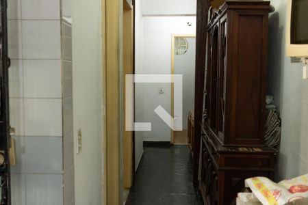 Casa à venda com 183m², 3 quartos e 1 vaga Casa à venda com 183m², 3 quartos e 1 vagaCorredor Cozinha