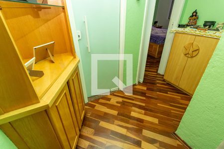 Corredor  de apartamento à venda com 2 quartos, 60m² em Taboão, São Bernardo do Campo