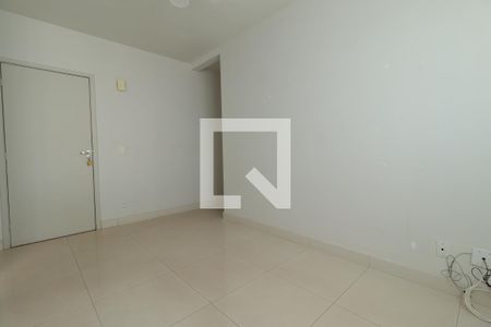 Sala  de apartamento para alugar com 2 quartos, 66m² em Residencial Jequitibá, Ribeirão Preto