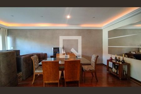 Sala de Estar e Jantar de casa à venda com 4 quartos, 454m² em Osvaldo Cruz, São Caetano do Sul