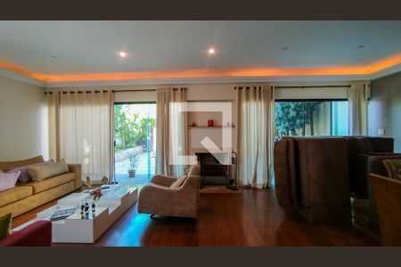 Sala de Estar e Jantar de casa à venda com 4 quartos, 454m² em Osvaldo Cruz, São Caetano do Sul