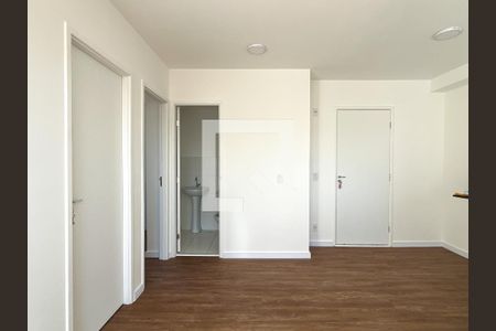 Sala de apartamento para alugar com 2 quartos, 37m² em Vila Nina, São Paulo
