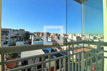Sacada de apartamento à venda com 3 quartos, 61m² em Vila Camilópolis, Santo André