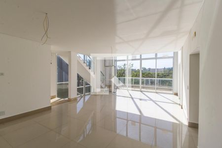 Casa de condomínio à venda com 430m², 5 quartos e 6 vagasSala
