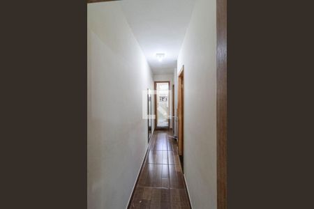 Corredor de casa de condomínio à venda com 3 quartos, 80m² em Santa Rosa, Belo Horizonte