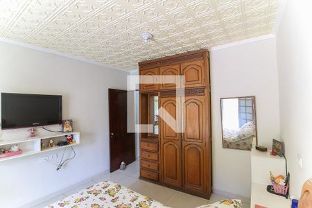 Quarto 1 de casa para alugar com 4 quartos, 100m² em Parque Pinheiros, Taboão da Serra