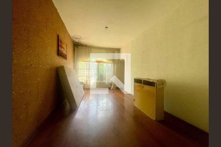 Casa à venda com 3 quartos, 185m² em Santo Amaro, São Paulo