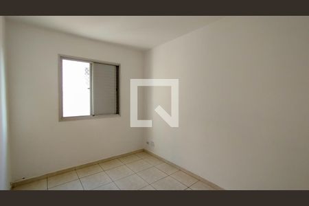Quarto 1 de apartamento para alugar com 3 quartos, 65m² em Vila Palmares, São Caetano do Sul
