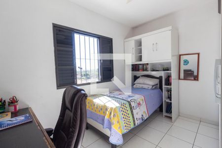 Casa à venda com 249m², 3 quartos e 2 vagas Casa à venda com 249m², 3 quartos e 2 vagasQuarto 1