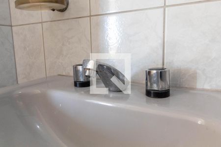 Casa à venda com 249m², 3 quartos e 2 vagas Casa à venda com 249m², 3 quartos e 2 vagasBanheiro - torneira