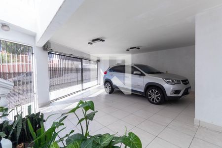 Casa à venda com 249m², 3 quartos e 2 vagas Casa à venda com 249m², 3 quartos e 2 vagasGaragem
