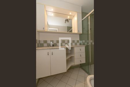 Banheiro da Suíte de apartamento à venda com 3 quartos, 100m² em Loteamento Residencial Vila Bella, Campinas