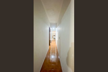 Corredor de casa à venda com 2 quartos, 214m² em Vila Metalurgica, Santo André