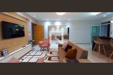 Sala de casa à venda com 3 quartos, 220m² em Santa Amelia, Belo Horizonte