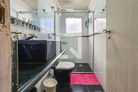 Banheiro  de apartamento para alugar com 1 quarto, 60m² em Jardim Las Palmas, Guarujá