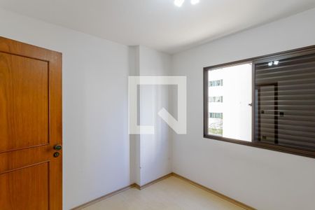 Quarto 1 de apartamento à venda com 3 quartos, 151m² em Aclimação, São Paulo