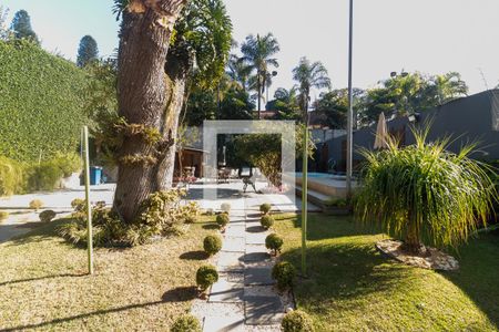 Casa para alugar com 450m², 4 quartos e 4 vagas Casa para alugar com 450m², 4 quartos e 4 vagasQuintal