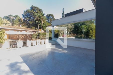 Casa para alugar com 450m², 4 quartos e 4 vagas Casa para alugar com 450m², 4 quartos e 4 vagasVaranda