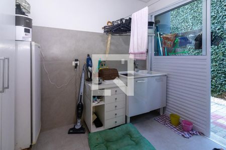 Casa para alugar com 450m², 4 quartos e 4 vagas Casa para alugar com 450m², 4 quartos e 4 vagasÁrea de Serviço