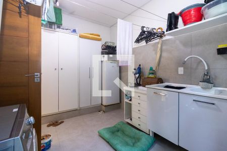 Casa para alugar com 450m², 4 quartos e 4 vagas Casa para alugar com 450m², 4 quartos e 4 vagasÁrea de Serviço