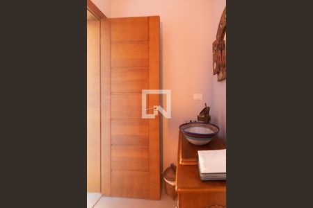 Casa para alugar com 450m², 4 quartos e 4 vagas Casa para alugar com 450m², 4 quartos e 4 vagasLavabo