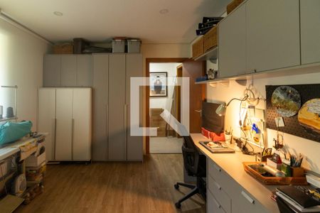 Casa para alugar com 450m², 4 quartos e 4 vagas Casa para alugar com 450m², 4 quartos e 4 vagasQuarto Suíte 1