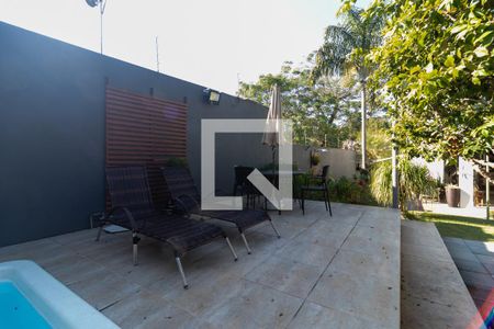 Casa para alugar com 450m², 4 quartos e 4 vagas Casa para alugar com 450m², 4 quartos e 4 vagasPiscina