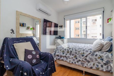 Quarto 1 de apartamento à venda com 2 quartos, 67m² em Tristeza, Porto Alegre