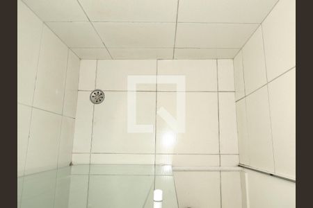 Banheiro - Box de casa para alugar com 1 quarto, 26m² em Jardim Regina, São Paulo
