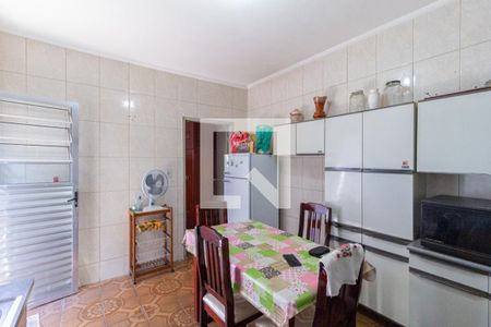 Cozinha de casa à venda com 4 quartos, 240m² em Jardim Roberto, Osasco
