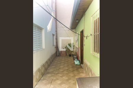 Área externa de casa à venda com 6 quartos, 264m² em Jardim Nadir, São Paulo