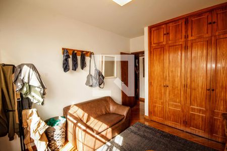 Quarto de apartamento à venda com 3 quartos, 130m² em Santa Lúcia, Belo Horizonte