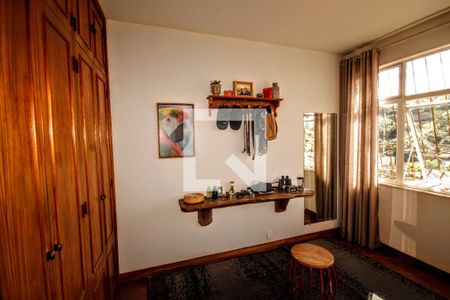 Quarto de apartamento à venda com 3 quartos, 130m² em Santa Lúcia, Belo Horizonte