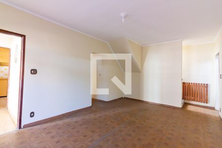 Sala  de casa à venda com 3 quartos, 132m² em Vila Yolanda, Osasco