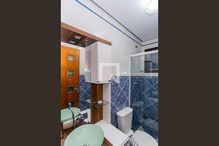 Lavabo de casa para alugar com 4 quartos, 250m² em Jardim Mangalot, São Paulo