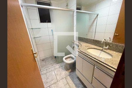 Banheiro de apartamento à venda com 3 quartos, 113m² em Santa Cruz Industrial, Contagem