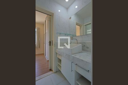 Quarto 1 - Banheiro  de apartamento à venda com 3 quartos, 147m² em Castelo, Belo Horizonte