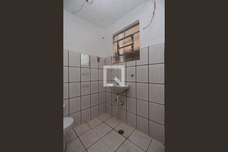 Banheiro de casa para alugar com 1 quarto, 30m² em Casa Verde Alta, São Paulo
