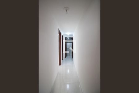 Quarto 2 - Corredor de acesso aos cômodos de apartamento para alugar com 3 quartos, 100m² em Copacabana, Rio de Janeiro
