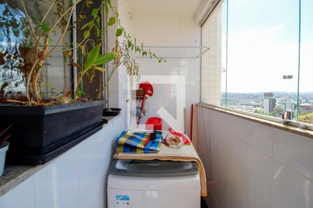 Apartamento à venda com 3 quartos, 82m² em São Marcos, Belo Horizonte