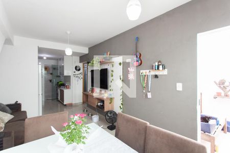 Sala de apartamento à venda com 2 quartos, 75m² em Piratininga, Belo Horizonte
