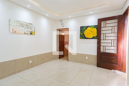 Sala de casa para alugar com 4 quartos, 250m² em Chácara Califórnia, São Paulo
