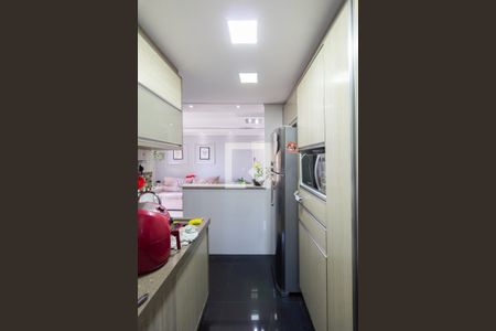 Cozinha de apartamento à venda com 2 quartos, 48m² em Vila Nova Curuçá, São Paulo