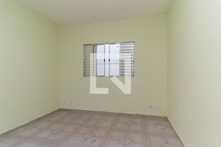 Quarto 1 de casa para alugar com 2 quartos, 100m² em Cidade Antônio Estêvão de Carvalho, São Paulo
