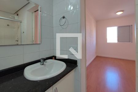 Banheiro Suíte de apartamento à venda com 3 quartos, 83m² em Vila Lemos, Campinas