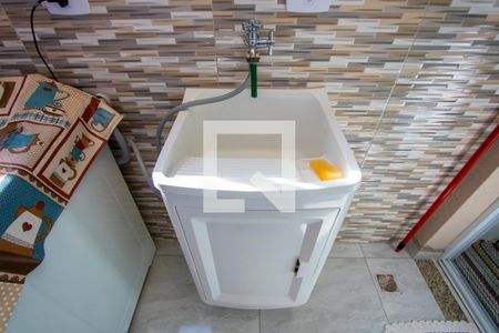 Apartamento à venda com 73m², 2 quartos e 2 vagas Apartamento à venda com 73m², 2 quartos e 2 vagasÁrea de serviço